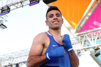 الملاكم عشيش يتأهل لنصف نهائي “التضامن الإسلامي”