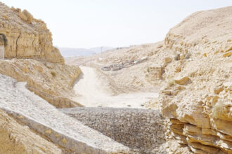 إقليم البترا التنموي السياحي ينشئ سدًّا تجميعيًا في وادي موسى