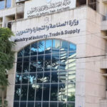 انخفاض واستقرار 90 سلعة غذائية الشهر الماضي