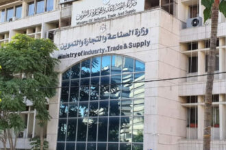 انخفاض واستقرار 90 سلعة غذائية الشهر الماضي