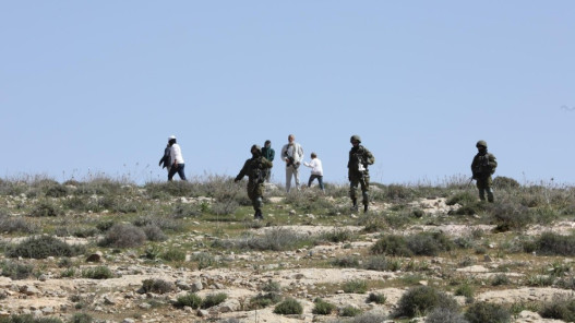 الرئاسة الفلسطينية تحذّر من اعتداءات المستوطنين في الضفة الغربية الرئاسة الفلسطينية تحذّر من اعتداءات المستوطنين في الضفة الغربية