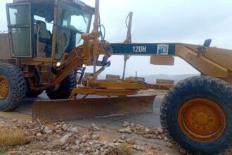 أشغال الطفيلة تتعامل مع اغلاقات وانجرافات