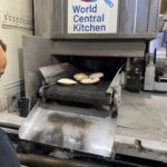 المخبز الأردني المتنقل في غزة ينتج حوالي 11 مليون رغيف خبز منذ بداية العام