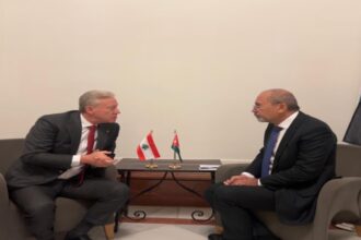 وزير الخارجية يلتقي مع نظيره اللبناني في برشلونة