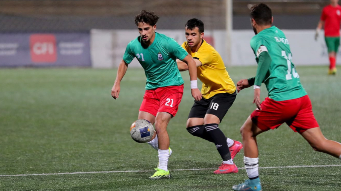 فريق الجزيرة يواصل صدارة دوري الرديف فريق الجزيرة يواصل صدارة دوري الرديف