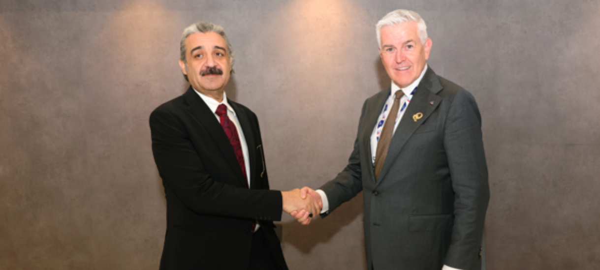 “جورامكو” توقّع اتفاقية للمرة الأولى مع شركة طيران العالمية “جورامكو” توقّع اتفاقية للمرة الأولى مع شركة طيران العالمية