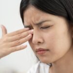 عادة بسيطة تقلل أحد أعراض الحساسية الموسمية