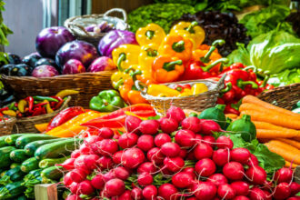 2285 طنا من الخضار ترد للسوق المركزي اليوم