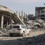 مكتب نتنياهو: تسلمنا 3 جثث لمحتجزين إسرائيليين في غزة من الصليب الأحمر​ 