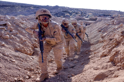 القوات المسلحة تنفذ تمرين “صهيل العاديات”.. محاكاة لمعركة دفاعية