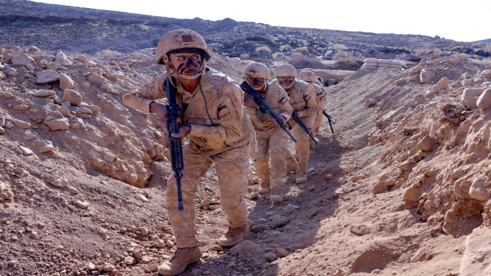 القوات المسلحة تنفذ تمرين “صهيل العاديات”.. محاكاة لمعركة دفاعية