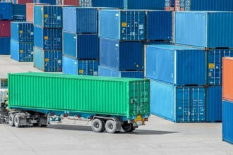 أبو عاقولة: تنظيم مليون بيان جمركي منذ بداية العام الحالي