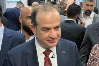 سميرات: فرص كبيرة للقطاع الخاص الأردني في سوريا بقطاعات الاتصالات والإنترنت