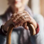 امرأة صينية تبحث عن «ابنة جديدة» مقابل شقة ومعاش شهري!