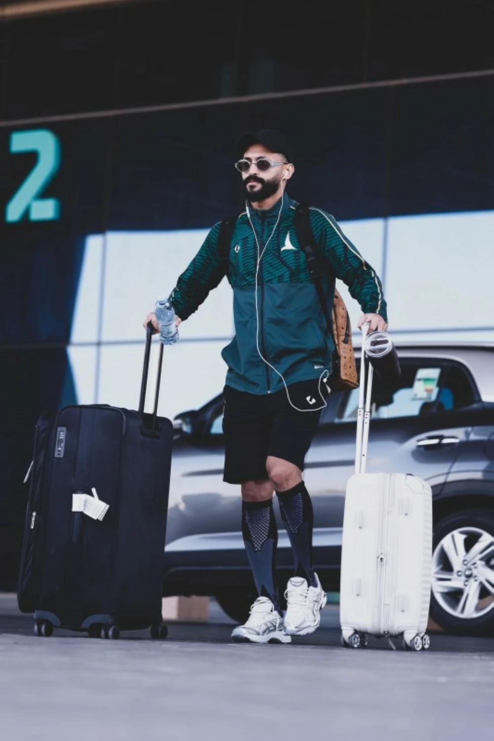 الخليج يعسكر في الإمارات الخليج يعسكر في الإمارات