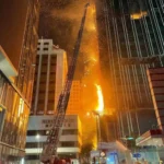 بعد أسوأ كارثة تشهدها منذ عقود.. حملة اعتقالات واسعة في هونغ كونغ