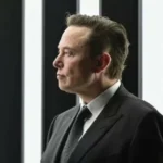 كتاب يكشف أسرار إيلون ماسك السوداء.. هل هو مهندس عبقري أم مدير قاسٍ ؟