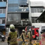 ليلة سوداء في جاكرتا.. النيران تلتهم 22 شخصاً ومبنى من 7 طوابق