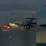طائرة تهبط وتصطدم بسيارة في طريق مزدحم!