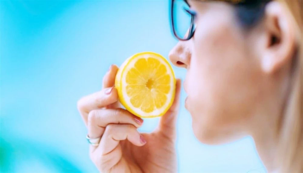 فقدان الشم... علامة صامتة لأمراض خطيرة فقدان الشم... علامة صامتة لأمراض خطيرة