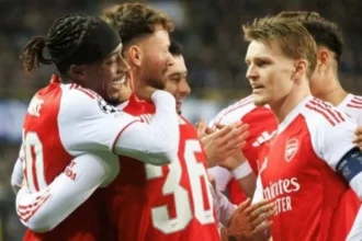 آرسنال يتطلع لاستعادة توازنه على حساب وولفرهامبتون