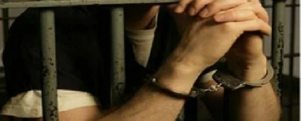 مدرب مصري يحول أكاديمية رياضية إلى جحيم جنسي للأطفال.. يصور ويبيع تسجيلات مخلة مدرب مصري يحول أكاديمية رياضية إلى جحيم جنسي للأطفال.. يصور ويبيع تسجيلات مخلة