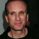 رحيل «أيقونة الأشرار».. العثور على بيتر غرين ميتاً في منهاتن