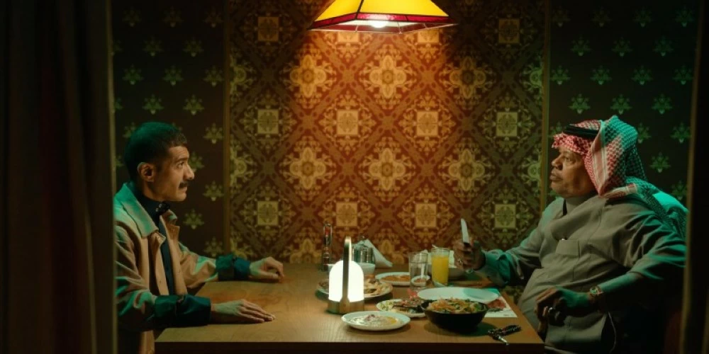 سعيد العويران زعيم عصابة في «رهين» سعيد العويران زعيم عصابة في «رهين»