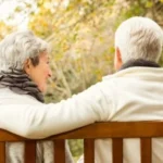 هل نحن مخلصون حقاً؟.. دراسة بريطانية تقارن إخلاص البشر بعالم الحيوانات