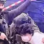 مجزرة مدرسية.. قوات أمن مدججة بالسلاح تعتقل طالباً نشر الموت