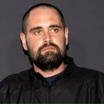 ماذا حدث في أولى جلسات محاكمة نجل روب راينر بتهمة طعن والديه حتى الموت