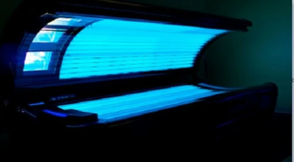 أجهزة تسمير البشرة تسرع شيخوخة الجلد وتزيد خطر الإصابة بالسرطان