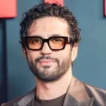 وعكة صحية مفاجئة تصيب حسن الرداد.. ورسالة تحذير للجمهور