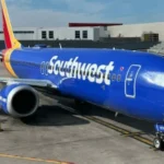 وزنك الزائد قد يلزمك بتذكرة طيران إضافية!