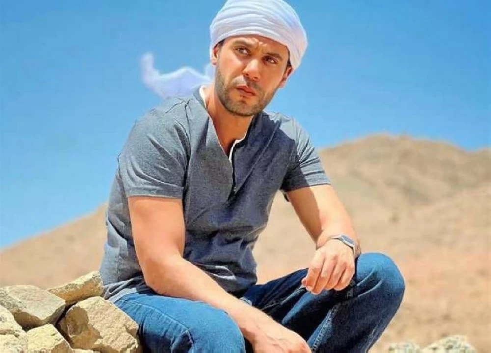 محمد إمام ينجو من إصابة خطيرة أثناء تصوير «الكينج»