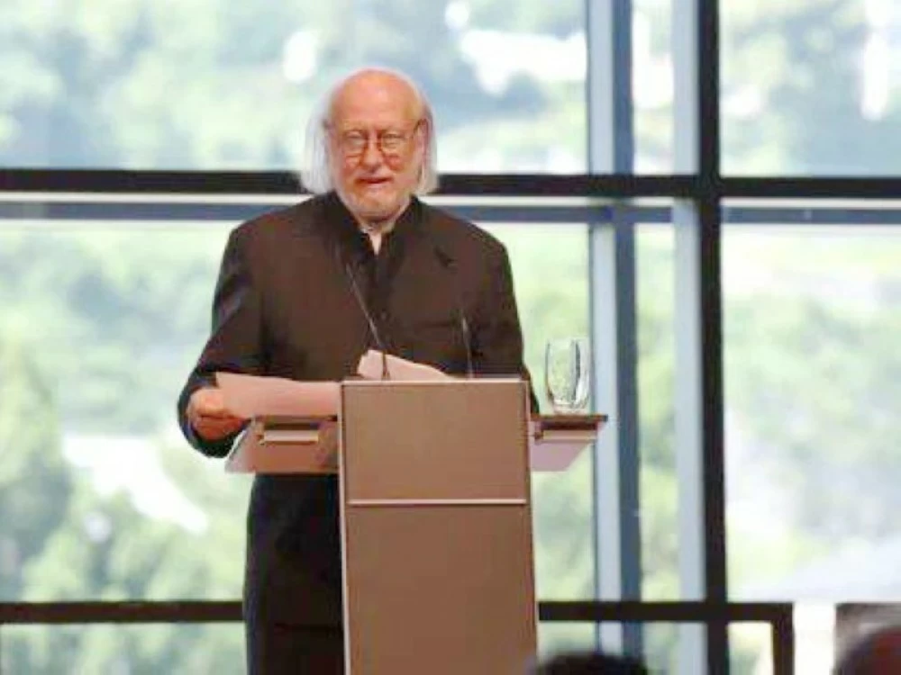 2025 .. أسابيع لمعارض الكُتب وأيام للفلكلور والقهوة والشاي والموسيقى