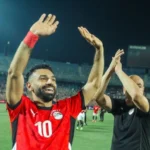 «متجاهلاً الانتقادات».. محمد صلاح يحتفل بالكريسماس