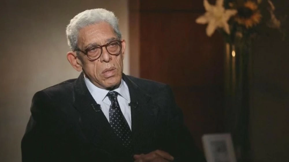 رحيل أسطورة السينما.. داوود عبد السيد يودع الحياة بعد صراع مع المرض رحيل أسطورة السينما.. داوود عبد السيد يودع الحياة بعد صراع مع المرض