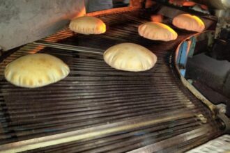 الصناعة والتجارة: تزويد المطاحن بكميات إضافية من القمح لإدامة عملها