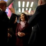 الأميرة ريم علي تضيء شجرة “الميلاد” بالبوليفارد