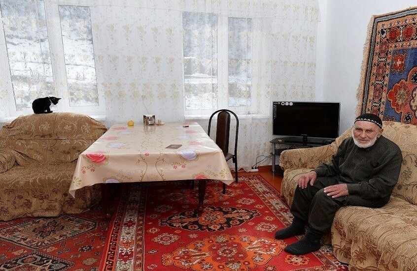 عالم يتوقع زيادة عمر الإنسان إلى 120 عامًا عالم يتوقع زيادة عمر الإنسان إلى 120 عامًا