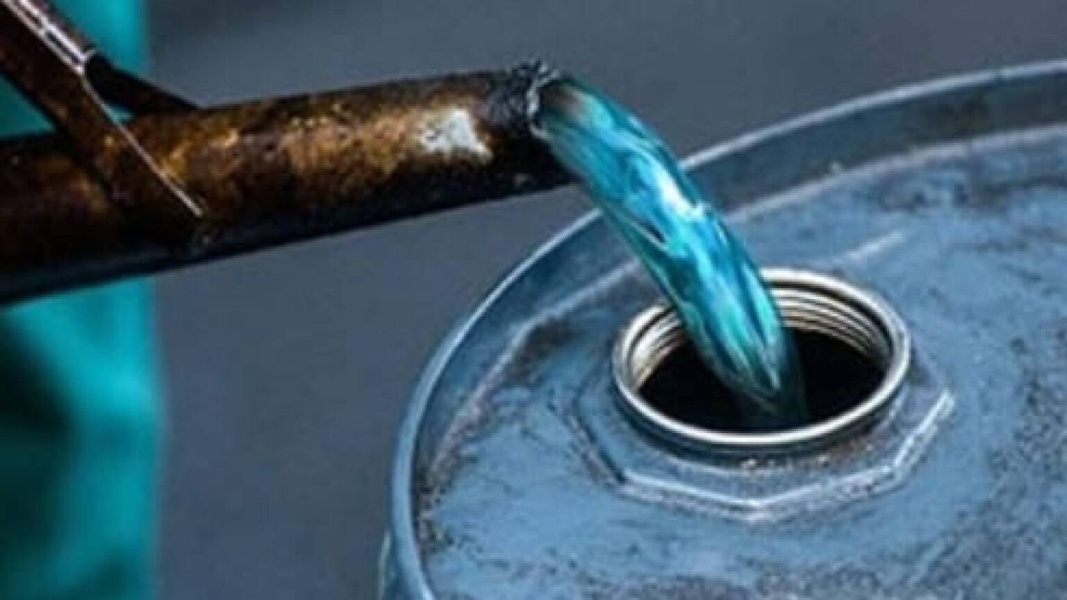 “الطاقة والمعادن”: إضافة مادة لونية كاشفة على الكاز