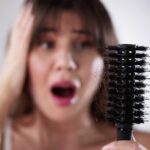 كيف يحول التوتر بصيلات الشعر إلى هدف مناعي؟!