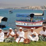 آلة السمسمية صوت البحر الذي لا يغيب عن العقبة