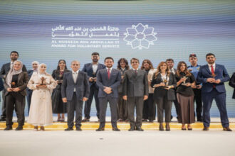 ولي العهد يكرم الفائزين بجائزة الحسين بن عبدﷲ الثاني للعمل التطوعي
