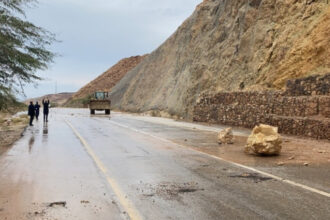 محافظ الكرك يقرر إغلاق طريق الموجب بسبب انهيارات صخرية حتى الجمعة