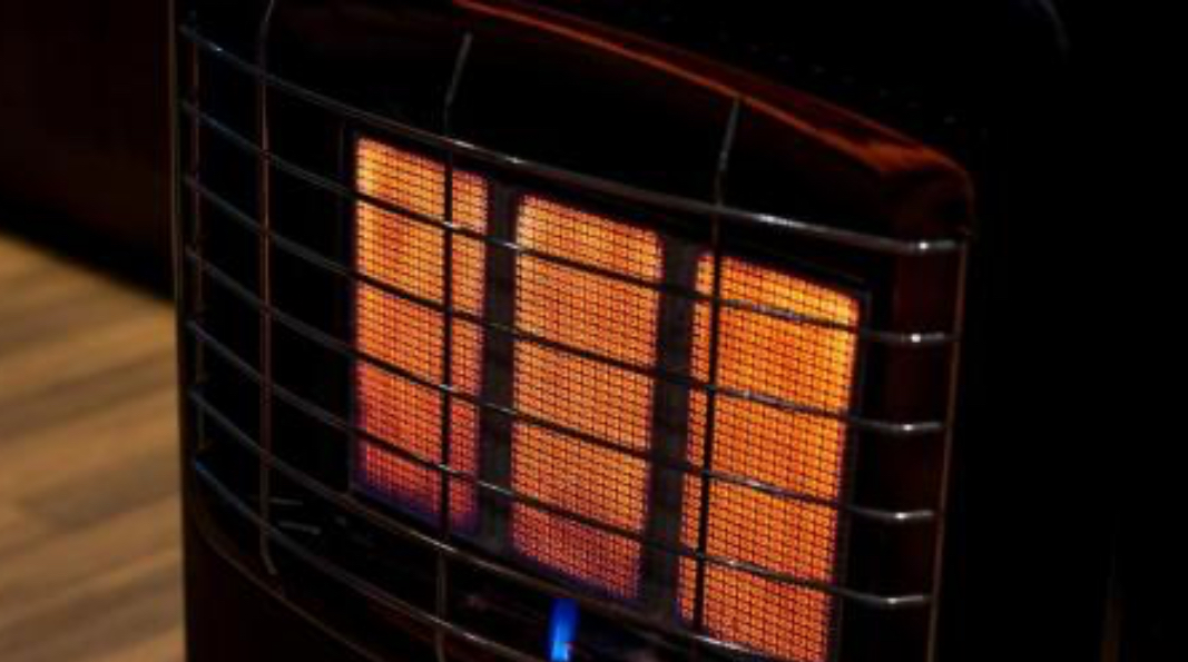 4 وفيات من عائلة واحدة بتسرب غاز مدفأة في الزرقاء 4 وفيات من عائلة واحدة بتسرب غاز مدفأة في الزرقاء