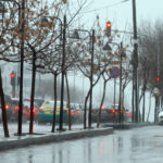 أمطار غزيرة ورياح قوية وتحذيرات من السيول