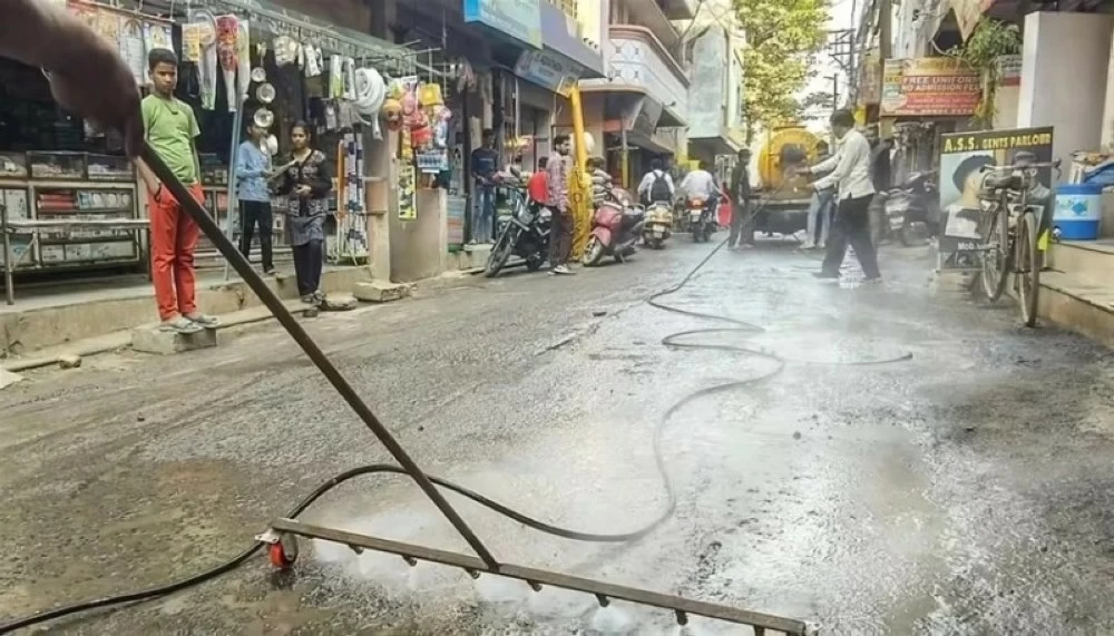 مأساة «أنظف مدينة» في الهند.. تسمم جماعي بالمياه