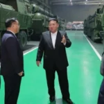 كوريا الشمالية تختبر صاروخاً يمكنه حمل رؤوس نووية بمدى 2000 كم